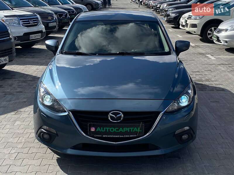 Седан Mazda 3 2014 в Києві