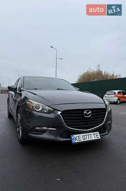 Седан Mazda 3 2017 в Києві
