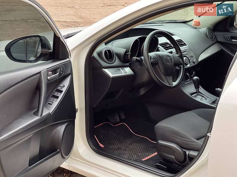 Седан Mazda 3 2011 в Одесі фото 22 Седан Mazda 3 2011 в Одесі