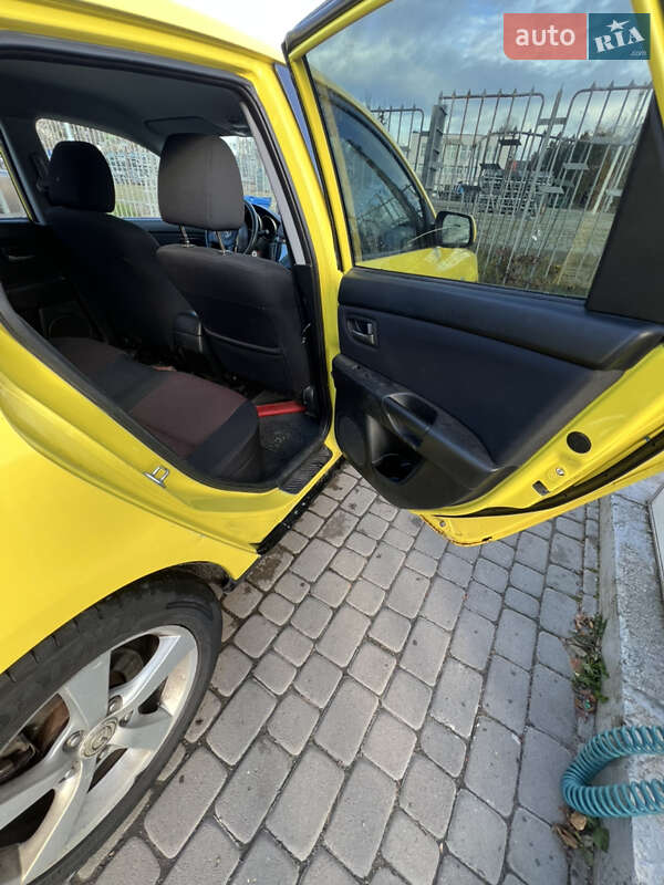 Хэтчбек Mazda 3 2006 в Львове