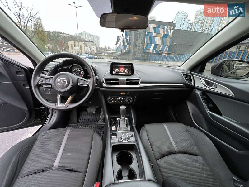 Седан Mazda 3 2017 в Києві фото 43 Седан Mazda 3 2017 в Києві