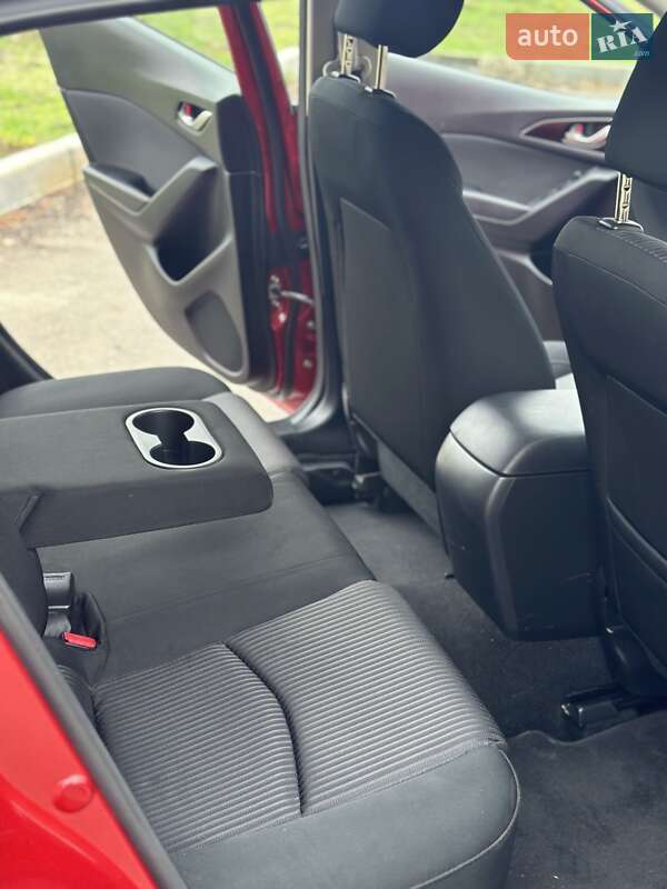 Хетчбек Mazda 3 2016 в Одесі
