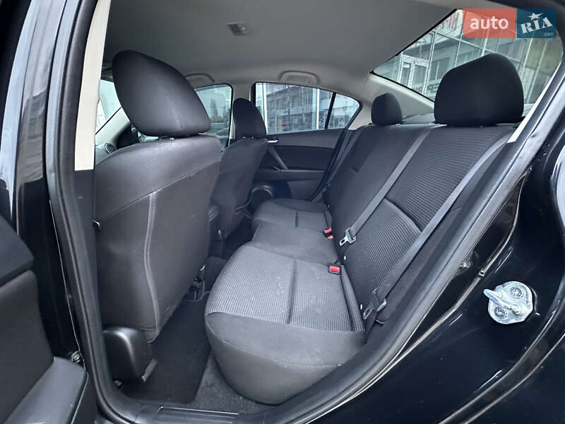 Седан Mazda 3 2012 в Николаеве фото 28 Седан Mazda 3 2012 в Николаеве