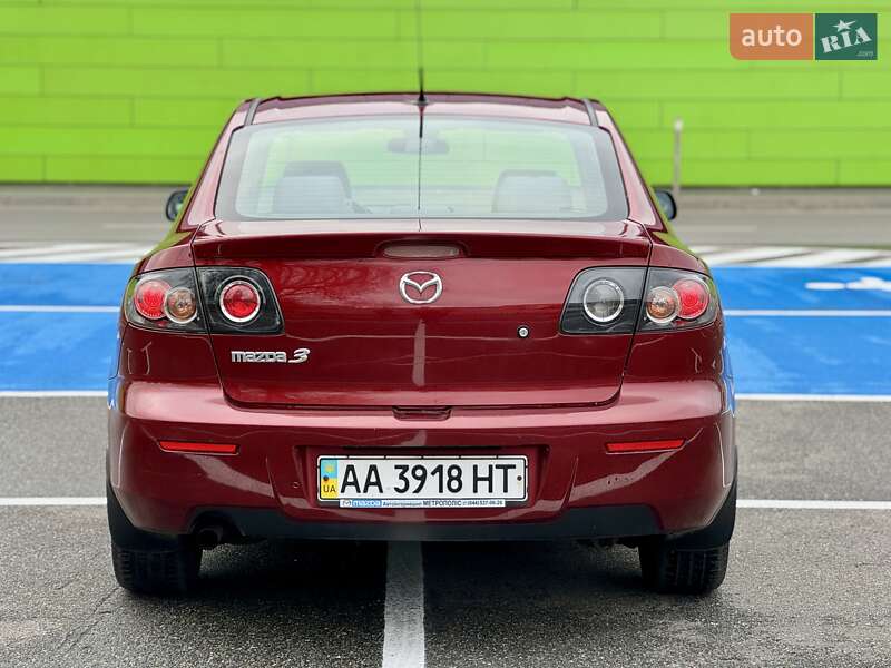 Седан Mazda 3 2008 в Киеве