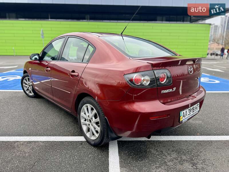 Седан Mazda 3 2008 в Киеве
