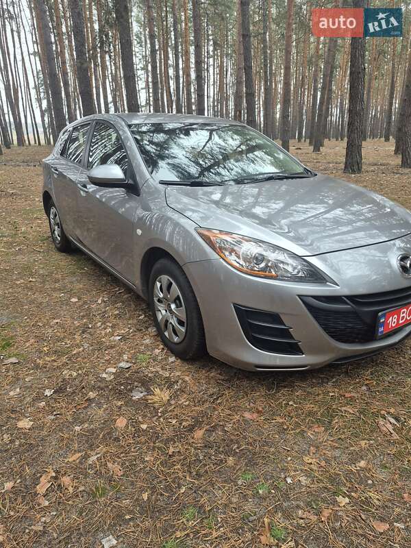 Хэтчбек Mazda 3 2010 в Харькове