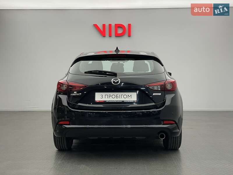Хэтчбек Mazda 3 2018 в Киеве
