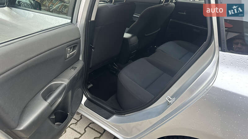 Хетчбек Mazda 3 2004 в Чернівцях фото 10 Хетчбек Mazda 3 2004 в Чернівцях