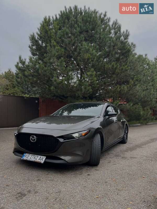 Mazda 3 2019