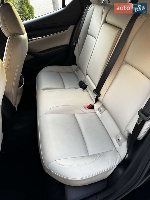 Хэтчбек Mazda 3 2019 в Львове