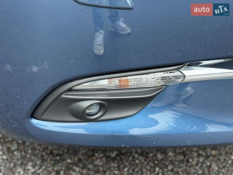 Седан Mazda 3 2017 в Києві фото 16 Седан Mazda 3 2017 в Києві