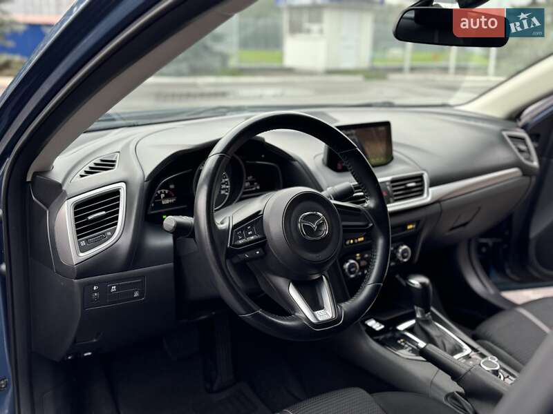 Седан Mazda 3 2017 в Києві фото 63 Седан Mazda 3 2017 в Києві