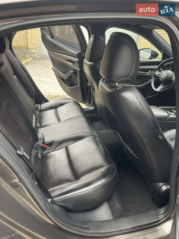 Хетчбек Mazda 3 2019 в Дніпрі