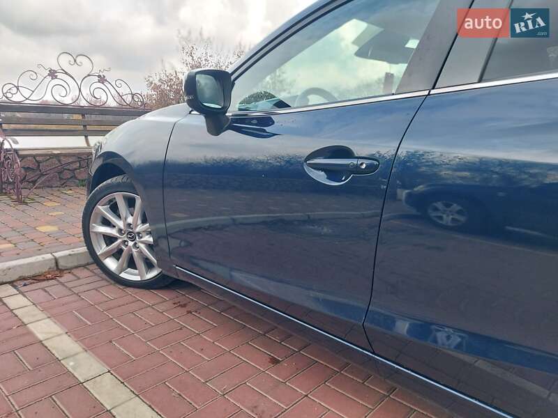 Хэтчбек Mazda 3 2017 в Новомиргороде фото 4 Хэтчбек Mazda 3 2017 в Новомиргороде