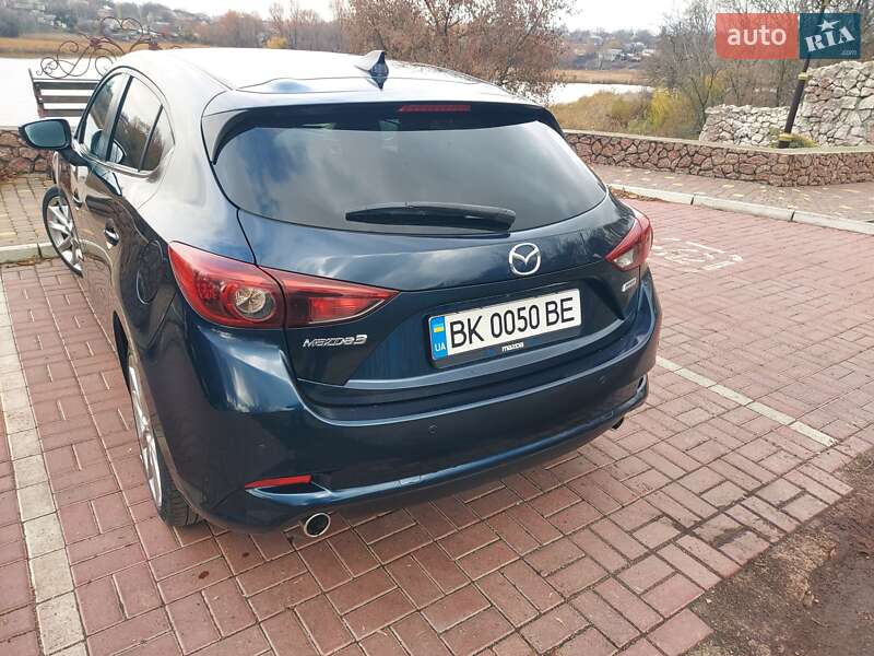 Хэтчбек Mazda 3 2017 в Новомиргороде фото 8 Хэтчбек Mazda 3 2017 в Новомиргороде