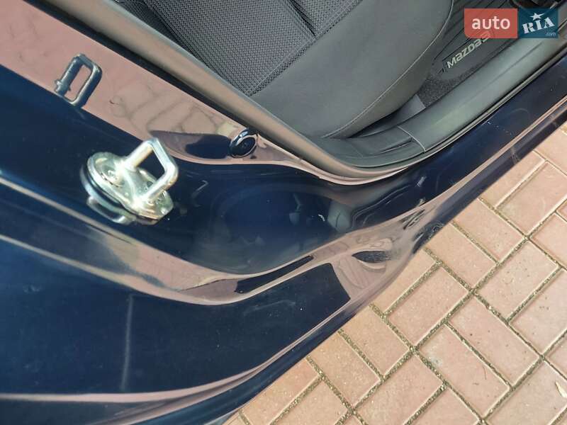 Хетчбек Mazda 3 2017 в Новомиргороді фото 29 Хетчбек Mazda 3 2017 в Новомиргороді