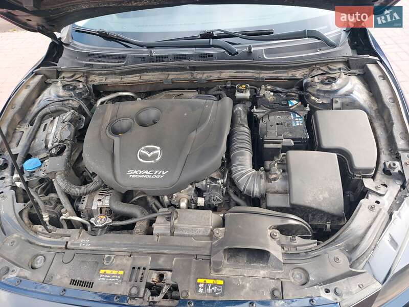 Хетчбек Mazda 3 2017 в Новомиргороді фото 51 Хетчбек Mazda 3 2017 в Новомиргороді