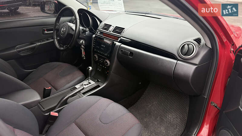 Хэтчбек Mazda 3 2005 в Полтаве