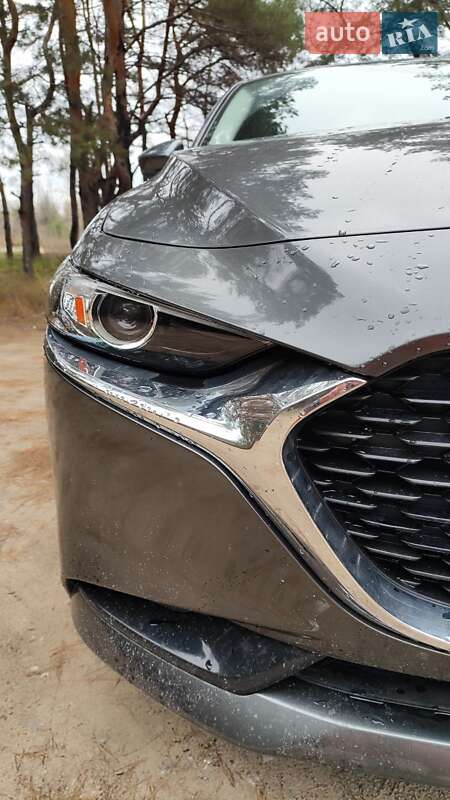 Седан Mazda 3 2020 в Кам'янському