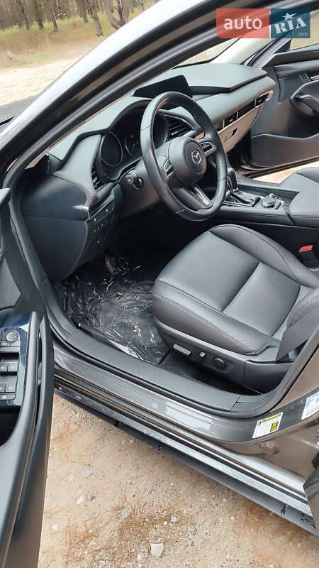Седан Mazda 3 2020 в Кам'янському
