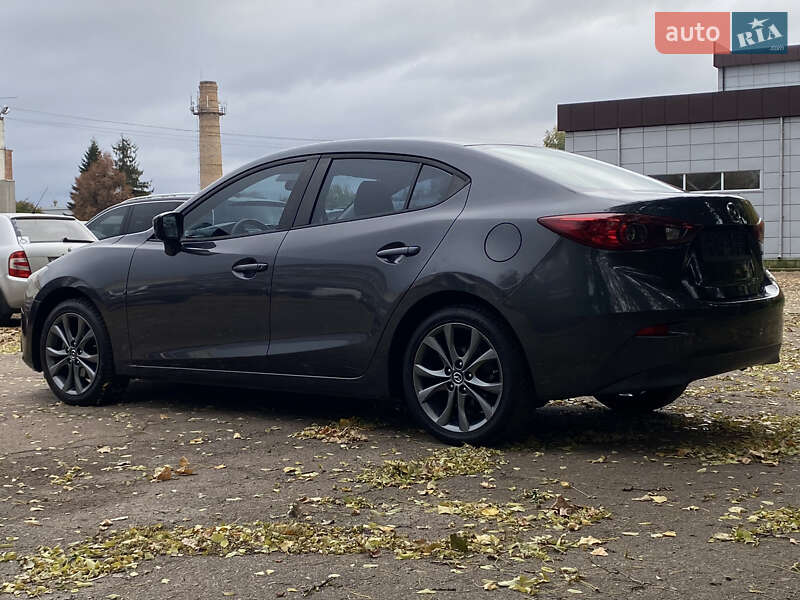 Седан Mazda 3 2015 в Києві