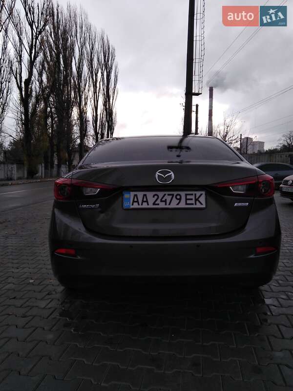 Седан Mazda 3 2014 в Києві
