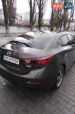 Седан Mazda 3 2014 в Киеве
