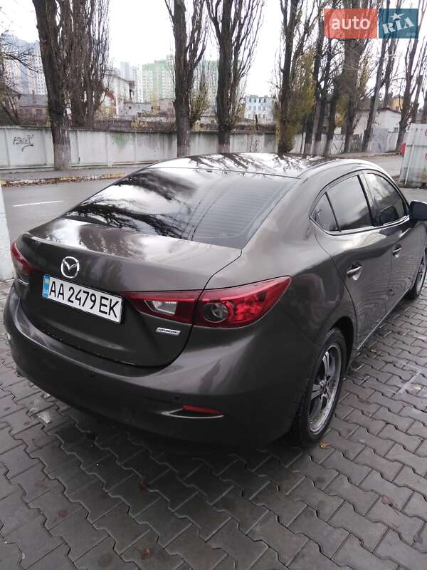 Седан Mazda 3 2014 в Києві