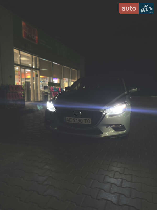 Седан Mazda 3 2016 в Дніпрі фото 2 Седан Mazda 3 2016 в Дніпрі