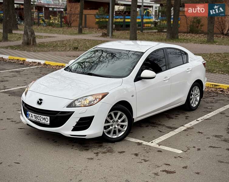 Седан Mazda 3 2010 в Києві фото 12 Седан Mazda 3 2010 в Києві