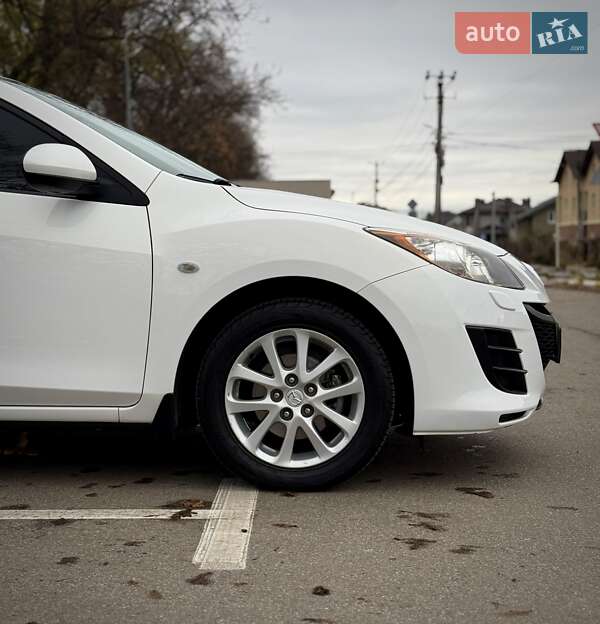 Седан Mazda 3 2010 в Києві фото 16 Седан Mazda 3 2010 в Києві