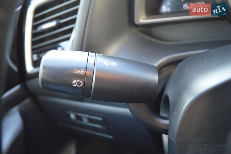 Хэтчбек Mazda 3 2015 в Одессе фото 18 Хэтчбек Mazda 3 2015 в Одессе