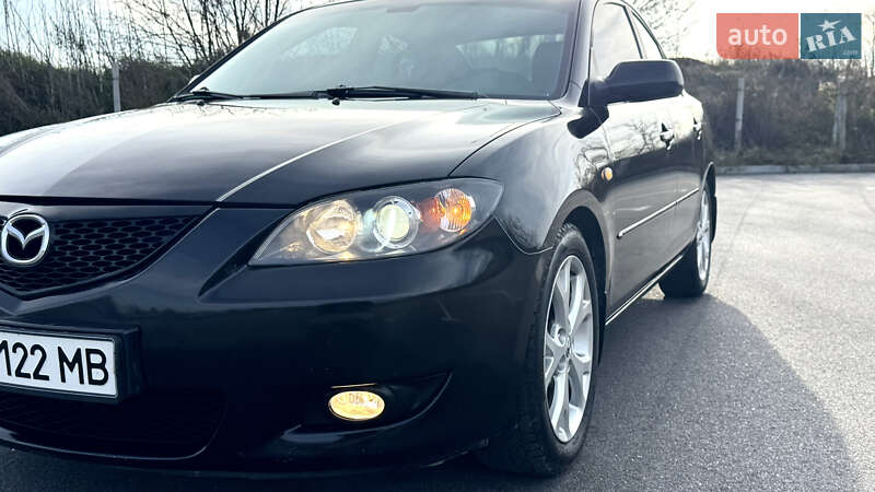 Седан Mazda 3 2006 в Виннице