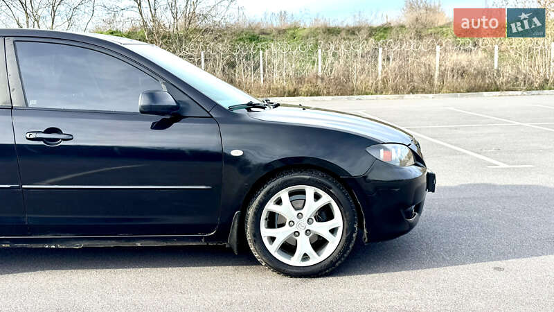 Седан Mazda 3 2006 в Виннице