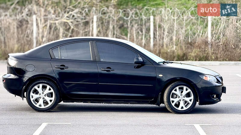 Седан Mazda 3 2006 в Виннице