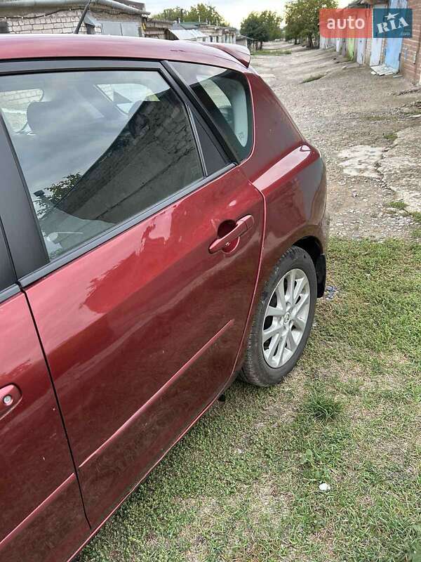 Хетчбек Mazda 3 2008 в Южноукраїнську