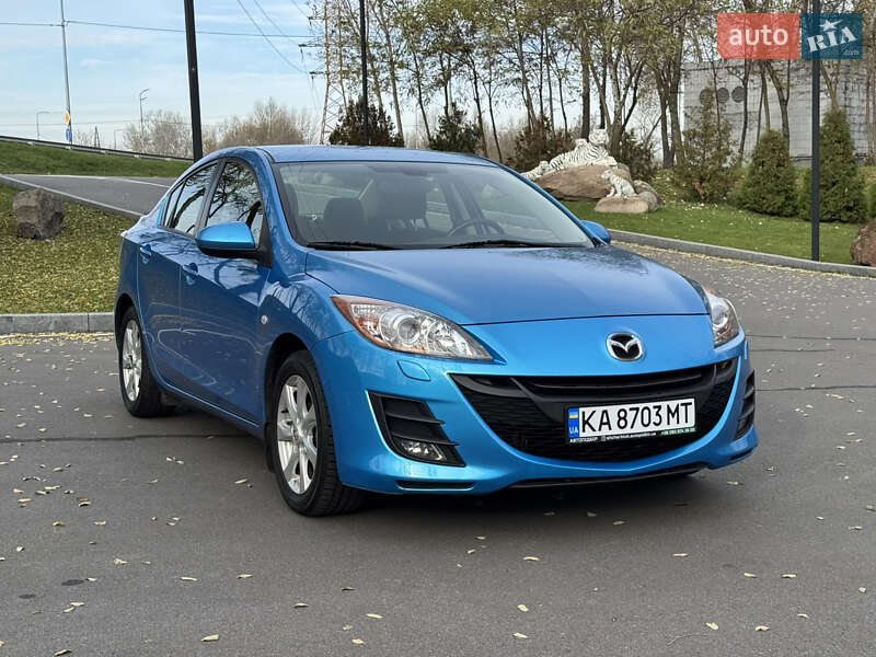 Седан Mazda 3 2010 в Києві фото Седан Mazda 3 2010 в Києві