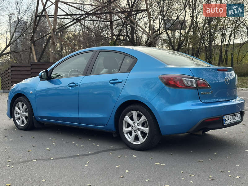 Седан Mazda 3 2010 в Києві фото 6 Седан Mazda 3 2010 в Києві