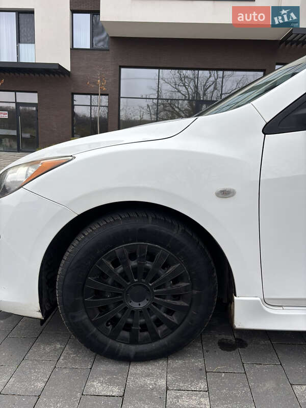 Хэтчбек Mazda 3 2010 в Ужгороде