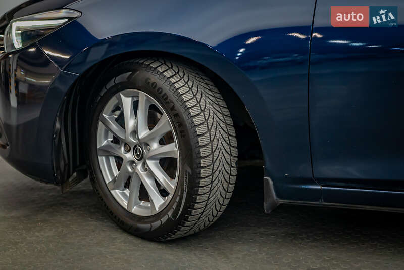 Хетчбек Mazda 3 2016 в Києві фото 8 Хетчбек Mazda 3 2016 в Києві