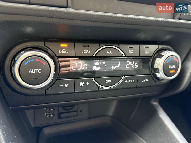 Седан Mazda 3 2013 в Києві фото 26 Седан Mazda 3 2013 в Києві