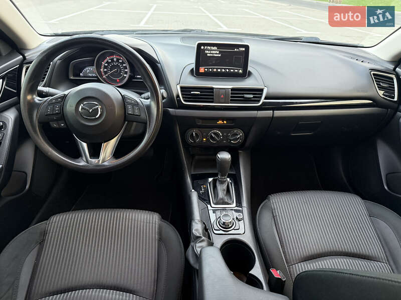 Седан Mazda 3 2016 в Киеве фото 18 Седан Mazda 3 2016 в Киеве