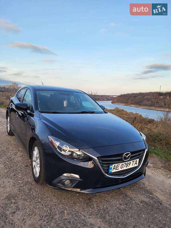 Хэтчбек Mazda 3 2015 в Запорожье фото 2 Хэтчбек Mazda 3 2015 в Запорожье