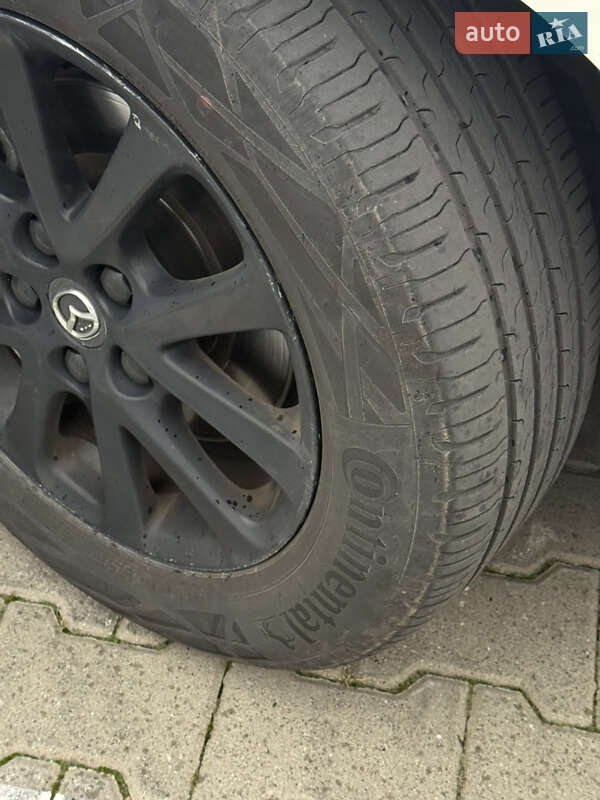 Седан Mazda 3 2017 в Киеве