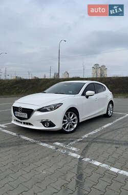 Хэтчбек Mazda 3 2015 в Киеве