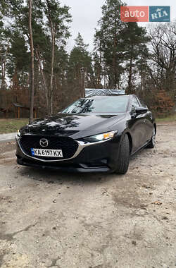 Седан Mazda 3 2019 в Киеве
