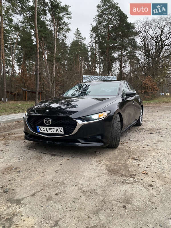 Седан Mazda 3 2019 в Києві