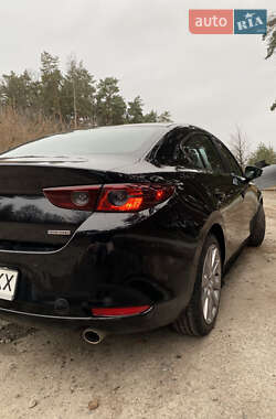 Седан Mazda 3 2019 в Киеве