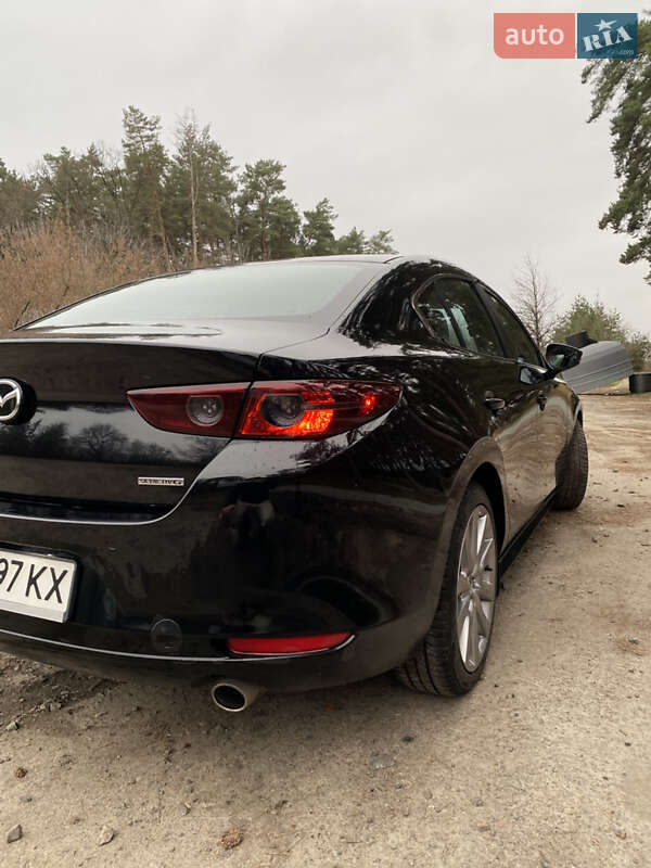 Седан Mazda 3 2019 в Києві