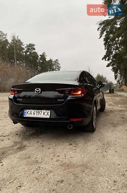 Седан Mazda 3 2019 в Киеве
